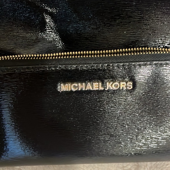 M. Kors purse and wallet EUC - Picture 2 of 8
